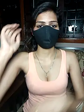 Isha Sax online show from September 2025 07:50:02 PM