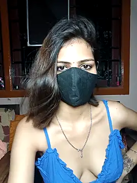 Isha Sax online show from September 2025 08:35:01 PM