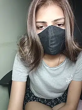 Isha Sax online show from November 2025 09:39:01 AM