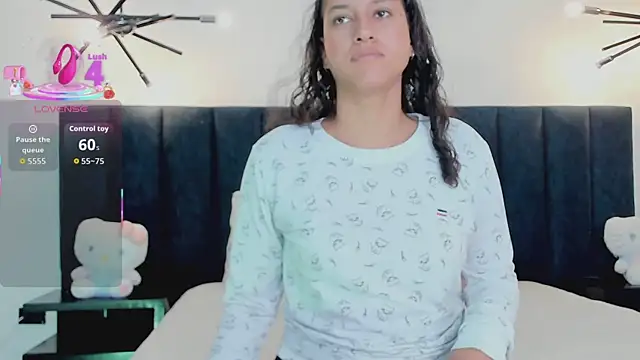 niia7 online show from October 2025 07:33:01 PM