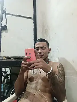 Snapshot of Trigongo chatting on July 2026 11:39:02 AM Trigongo online show from July 2026 11:39:02 AM