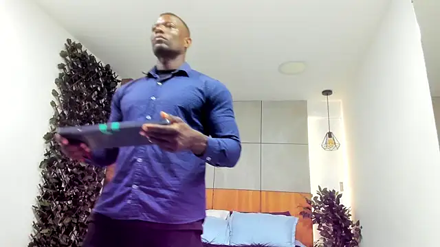 MarcusBlack  online show from April 2026 12:32:01 PM