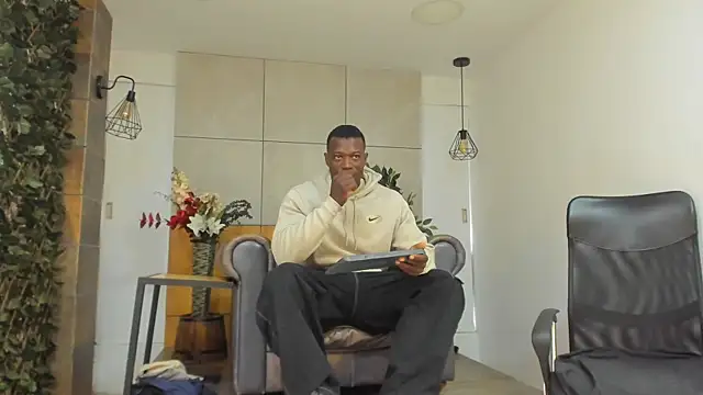 MarcusBlack  online show from August 2026 11:37:01 AM