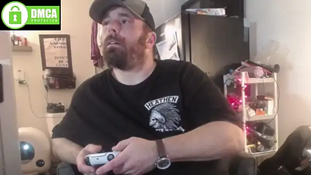 Thumper ss online show from December 2025 07:56:02 PM