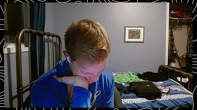 lustylyndon online show from December 2025 01:00:01 AM