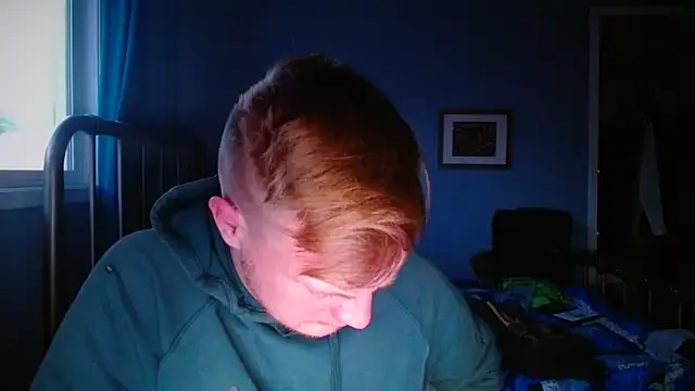 Snapshot of lustylyndon chatting on February 2026 03:05:01 PM lustylyndon online show from February 2026 03:05:01 PM