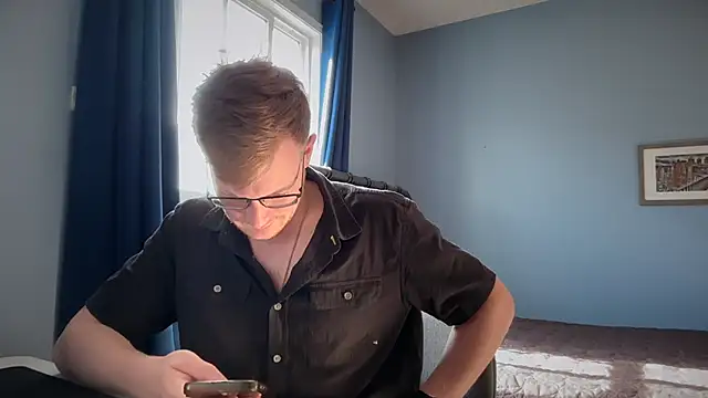lustylyndon online show from May 2026 03:10:01 PM