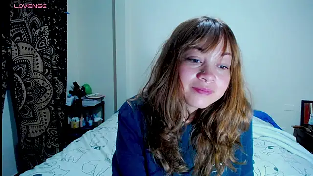 Violet Bosh online show from November 2025 04:33:01 PM