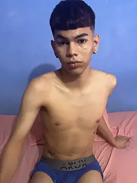 Snapshot of Baby_boy14 chatting on July 2026 02:50:01 AM Baby boy14 online show from July 2026 02:50:01 AM
