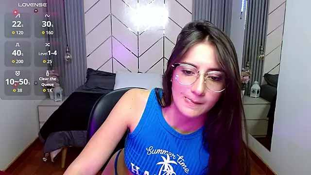 alesiamoore online show from March 2026 03:41:01 PM