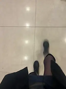 xiaoyuan01 online show from November 2025 03:27:01 AM