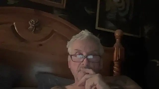 poggles online show from November 2025 08:09:01 PM