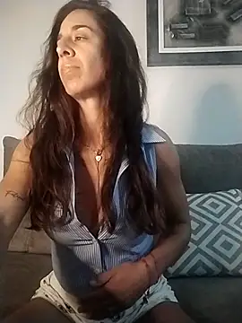 agustinalatina online show from September 2025 08:34:02 PM