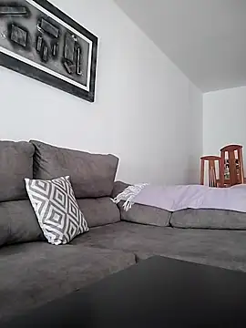 agustinalatina online show from October 2025 08:10:01 AM