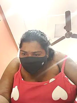 Liyaa 24 online show from April 2026 07:33:02 PM