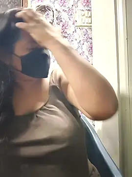 Snapshot of Liyaa_24 chatting on May 2026 05:51:01 PM Liyaa 24 online show from May 2026 05:51:01 PM