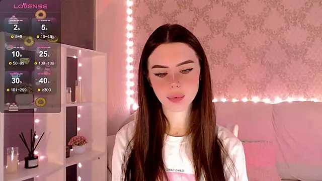 HolyMiax online show from October 2025 03:40:01 AM