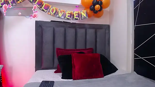 EmmaJhomson online show from October 2025 08:06:02 PM