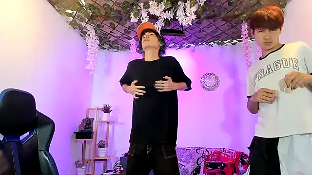 Bastian boyshot77 online show from January 2026 02:43:02 PM