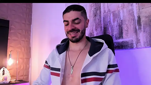 AxelThompson  online show from September 2025 11:32:02 AM