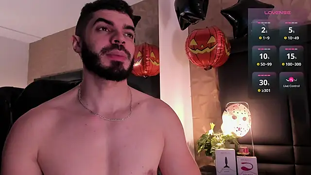 AxelThompson  online show from October 2025 11:25:01 AM