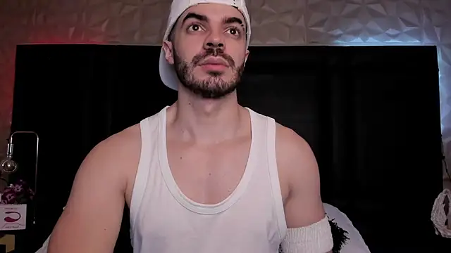 AxelThompson  online show from November 2025 11:20:02 AM