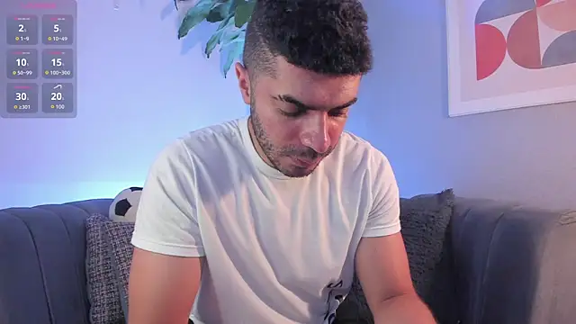 AxelThompson  online show from January 2026 10:41:02 AM