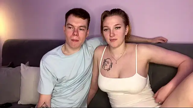 julielourens online show from September 2025 07:20:01 AM