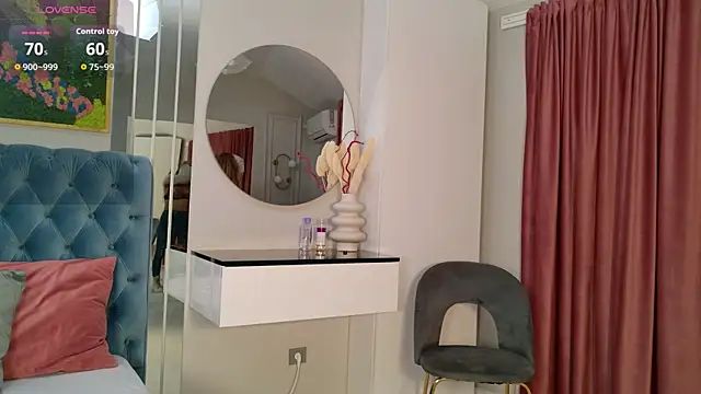 SiennaPierce online show from June 2026 11:12:02 AM