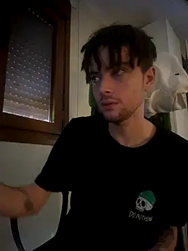 AngelJoven online show from September 2025 05:03:01 PM