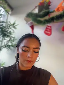 im-isabella online show from December 2025 09:57:01 PM