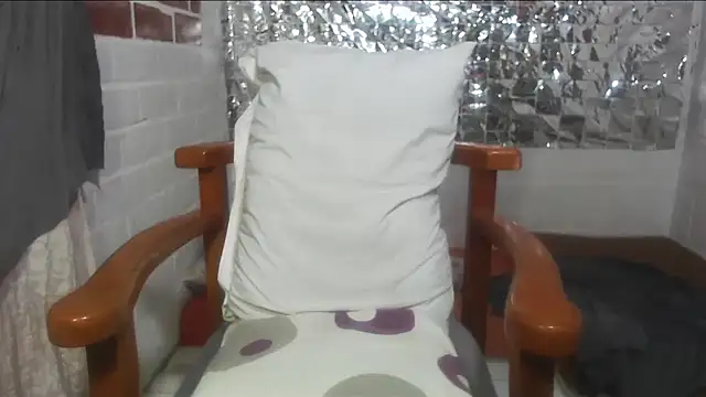 rose-crystal online show from October 2025 11:36:01 PM