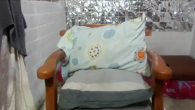 rose-crystal online show from November 2025 11:37:01 PM