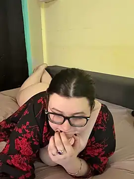 HaleyAyush online show from February 2026 04:41:01 PM