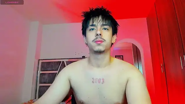 Snapshot of Maximo_Miller chatting on July 2026 09:34:01 PM Maximo Miller online show from July 2026 09:34:01 PM