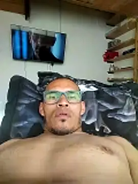 DOBLEWYOSK69G online show from February 2026 09:08:02 PM