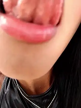 Juliana Xander online show from September 2025 02:07:02 PM