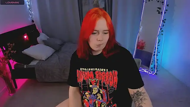 lunaalli online show from March 2026 09:31:02 PM