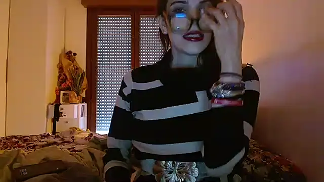 Snapshot of refem9 chatting on November 2025 03:23:01 PM refem9 online show from November 2025 03:23:01 PM