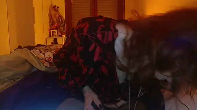 Snapshot of refem9 chatting on November 2025 05:46:02 PM refem9 online show from November 2025 05:46:02 PM