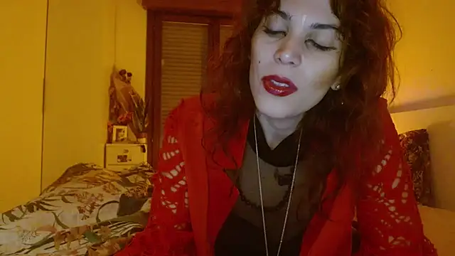 Snapshot of refem9 chatting on November 2025 06:43:02 PM refem9 online show from November 2025 06:43:02 PM