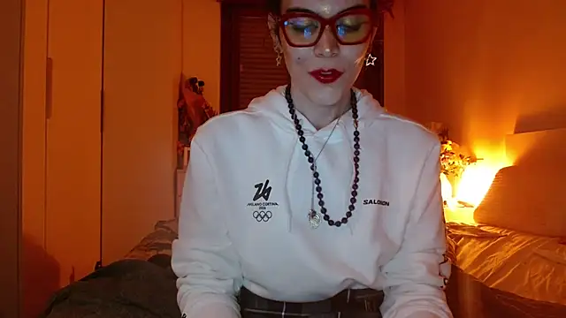 refem9 online show from December 2025 08:16:02 PM