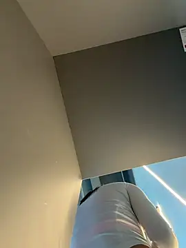 Ninazhang online show from March 2026 01:32:02 AM