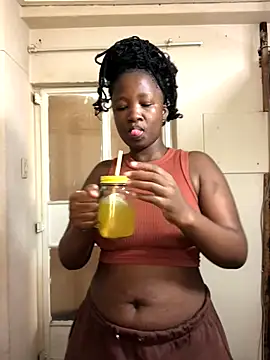 MissREAHx online show from October 2025 09:30:01 AM