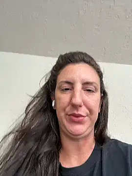 Snapshot of sweetsirenn chatting on February 2026 04:11:02 PM sweetsirenn online show from February 2026 04:11:02 PM