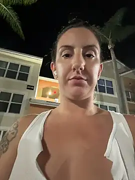 Snapshot of sweetsirenn chatting on July 2026 05:00:02 AM sweetsirenn online show from July 2026 05:00:02 AM