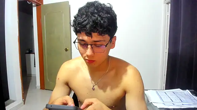 jacobs shelby online show from November 2025 02:10:01 AM