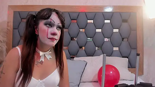 juliette pretty  online show from October 2025 09:06:01 PM