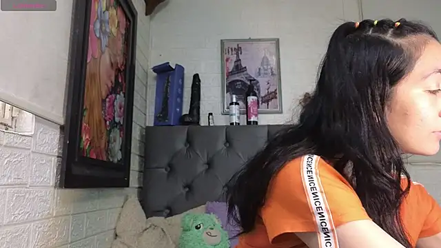 Snapshot of SALOME_KORLAND chatting on September 2025 05:47:02 PM SALOME KORLAND online show from September 2025 05:47:02 PM