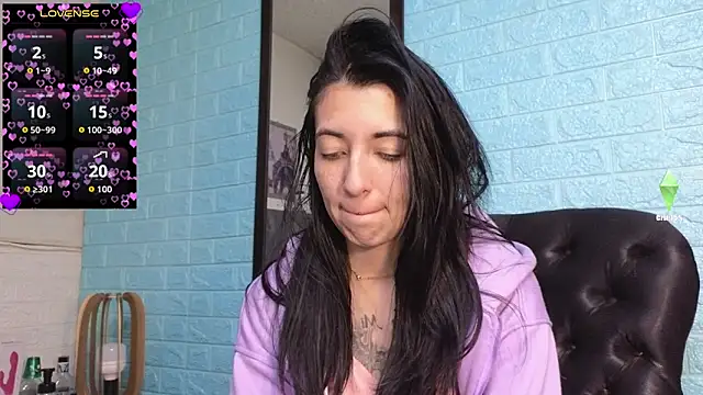 Snapshot of SALOME_KORLAND chatting on September 2025 12:10:01 PM SALOME KORLAND online show from September 2025 12:10:01 PM